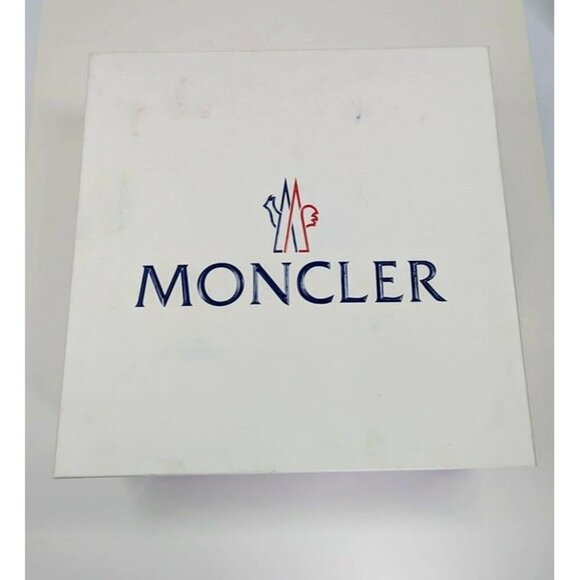 Moncler Women's Misty Black Round Toe Embossed Logo Rain Boots Size 41 MSRP $555 - Picture 11 of 12